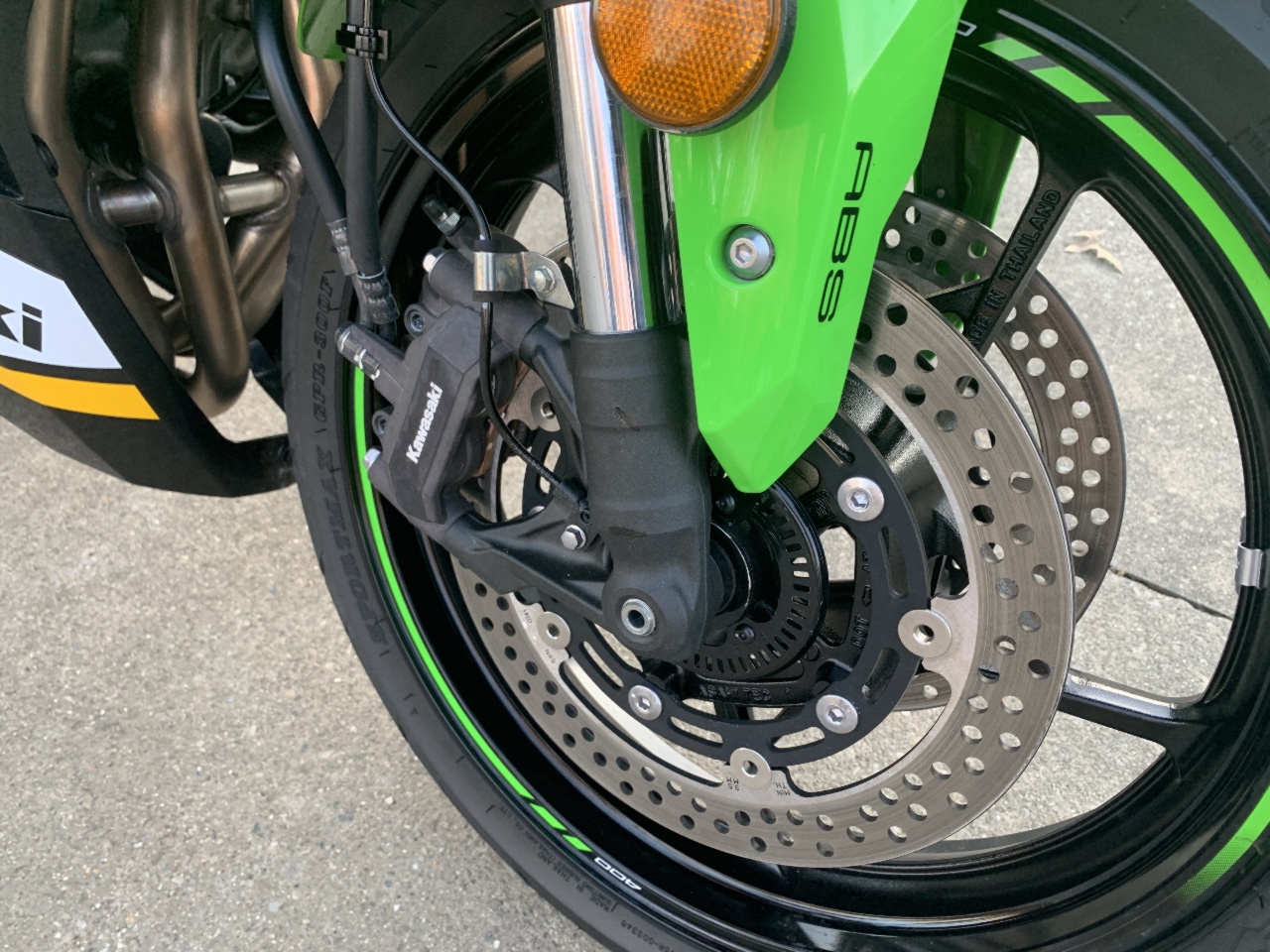 2025 Kawasaki Ninja ZX-4RR KRT EDITION w/ABS